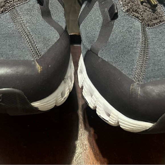 On running Cloud Terry pebble Swiss Engineering size 11.5 - Picture 7 of 9